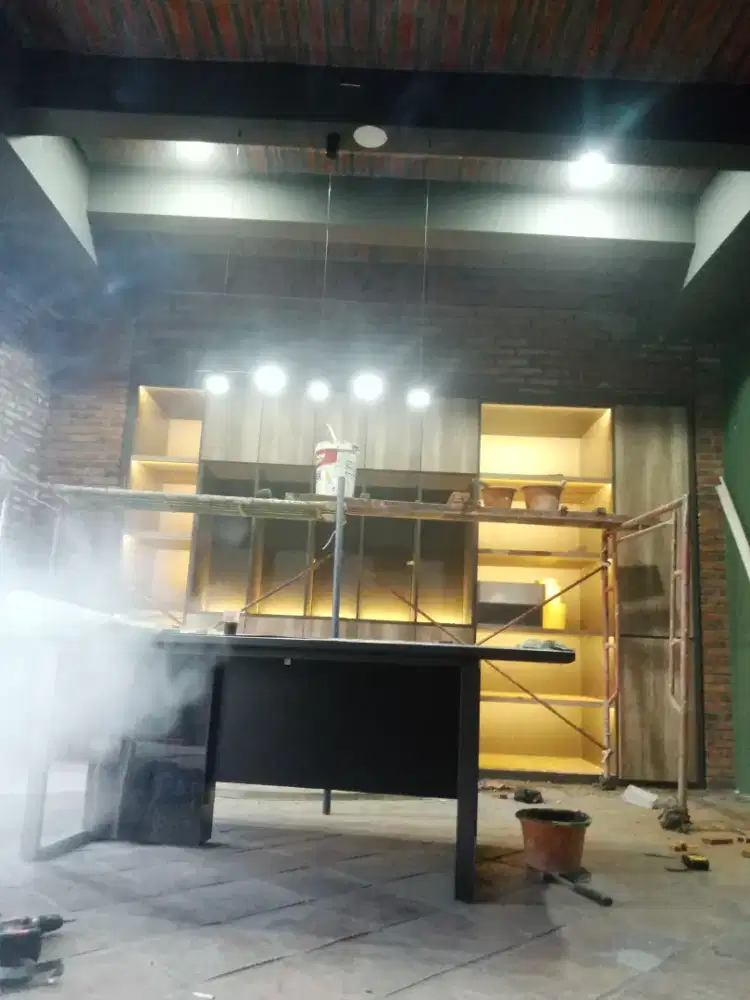 Renovasi rumah , plafon,  cat , atap