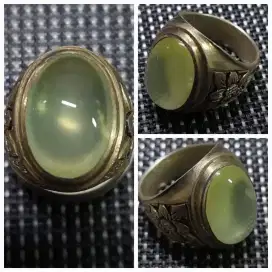 BATU SUNGAI DAREH KRISTAL GIWANG