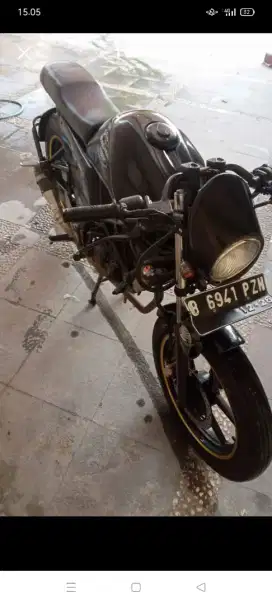 custom booper..basic honda CB150R..STNK,BPKB ada .. pajak off 2th