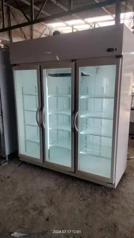 SHOWCASE 3 PINTU PANASONIC
