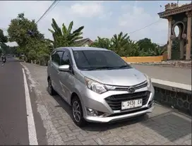 Daihatsu sigra 1.2 R 2018 Plat l jumilan mobil bekas sekoto kediri