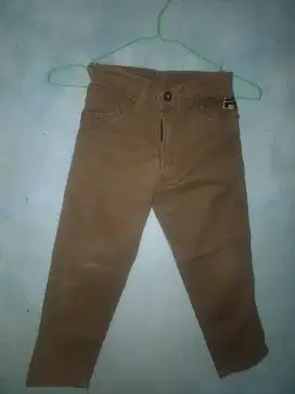 Celana coklat fila anak