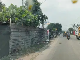 Tanah zona industri luas 700 m lokasi di pinggir jln provinsi