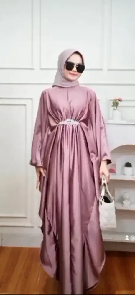 Kaftan berhias swarosky