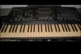 Keyboard bekas lama digudang. Harga Nego. Minat chat!