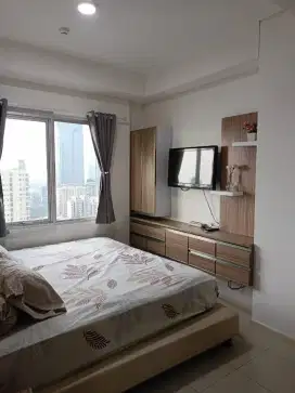 Disewakan Apartemen Cosmo terrace 2 kamar, furnish, harga 8 JT/bln