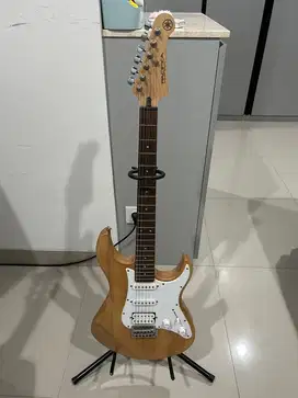 Gitar yamaha 112J