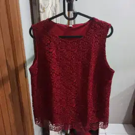 Brukat Merah dengan Furing