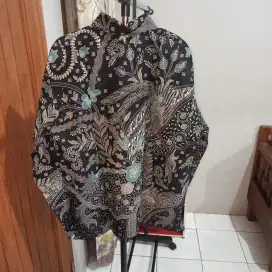 Batik Pria Lengan Panjang dengan Furing