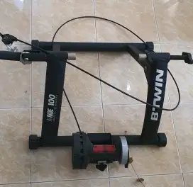 Jual bike trainer B-TWIN IN RIDE 100