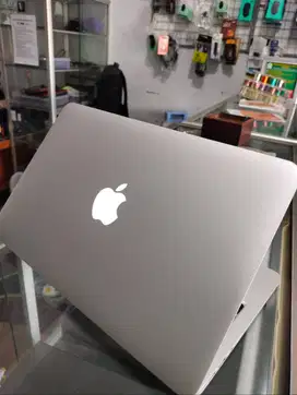 macbook air murah core i7 n core i5 ram 8gb ssd 250gb joss