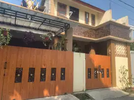 Rumah modern mewah minimalis 2 lantai