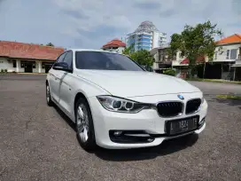 BMW 320I automatic 2013