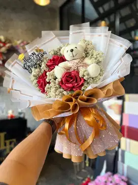 Bouquet Buket Bucket Bunga Edelweis Kado Hadiah Wisuda Sidang Ultah