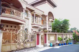 Rumah Modern Klasik Samping Akpol Semarang