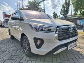 Toyota Kijang Innova 2.0 V Luxury Captain Seat Bensin-AT 2020 Hitam