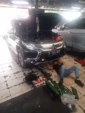 Dibutuhkan MONTIR MOBIL berpengalaman