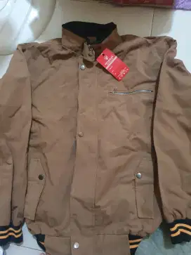 Jaket distro canvas premium (BARU) size M, harga NETT