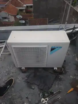 Service  - {ac]- showcase,  freezer, (kulkas), water heater