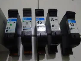 Menampung tinta cartridge bekas