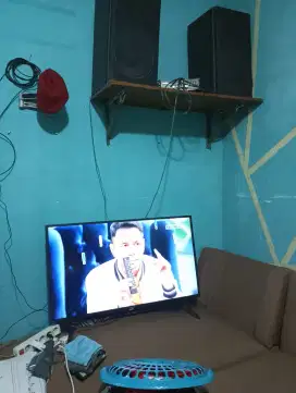 Kami Tampung Terus elektronik bekas TV LED, LCD, monitor dll Barkas