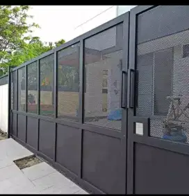 Pintu dan pagar plat lubang/sarang tawon