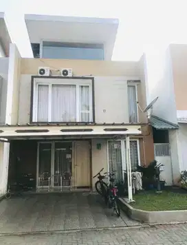 DISEWAKAN RUMAH NYAMAN SIAP HUNI