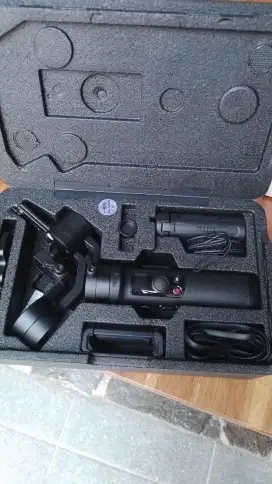 Jual Gimbal Zhiyun Crane - M2 Murah Mulus Lengkap