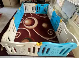 Pagar/Playpen Brand ComFlor Warna Sky Blue Type Safety Gate