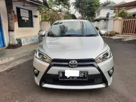 Toyota Yaris G manual 2015