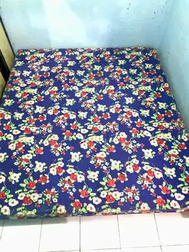 Kasur / Bed motif bunga