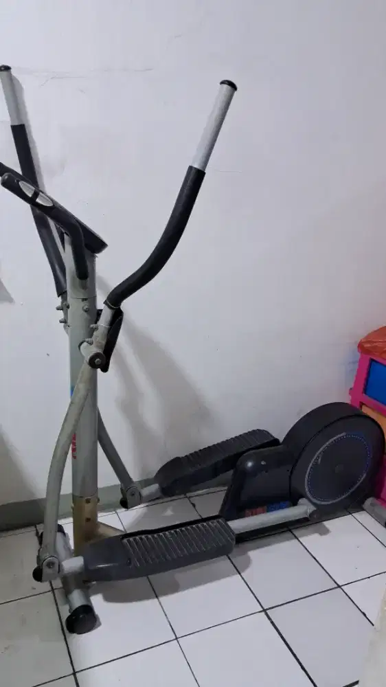 Jual Eliptical Cross Aibi