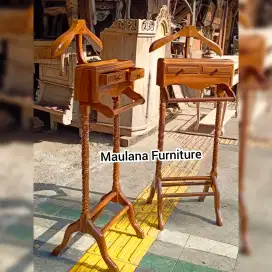 Gantungan jas pakaian jati ready bisa COD