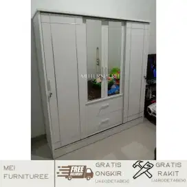 Lemari pakaian 4 pintu sliding door murah