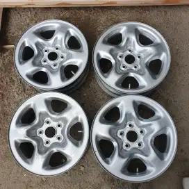 Velg Toyota Rav4 Original R16 5×114 4pcs mulus siap pakai