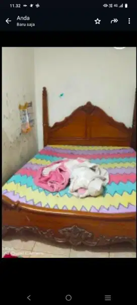 Tempat tidur jati