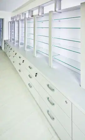 Etalase toko,Rak toko,meja kasir,meja resepsionis, interior toko