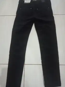 Celana jeans coduray Stradivarius authentic size 26
