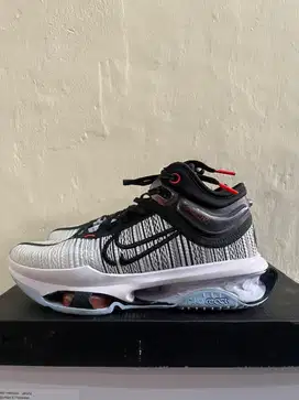 Sepatu Basket Nike GT Jump