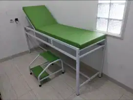MEJA PERIKSA PASIEN BESI