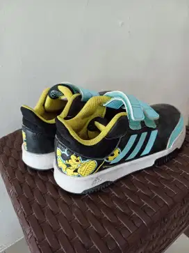 PRELOVED ADIDAS KIDS ORIGINAL SIZE 11K