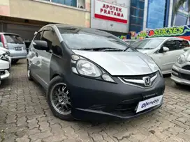 HONDA JAZZ RS AT 1.5 2009