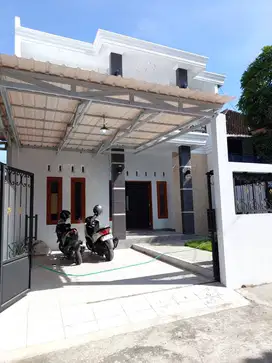 Rumah Baru 2 Lantai dekat Jalan Besi Jangkang