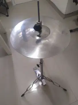 STAND HI-HAT + CYMBAL 10 INCH