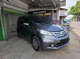 Honda Freed 1.5 E AT 2015