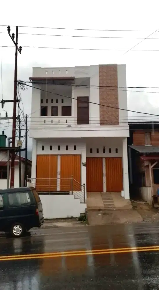 [BISA NEGO] DIJUAL RUMAH TOKO RUKO GANDENG DIPINGGIR JALAN LINTAS