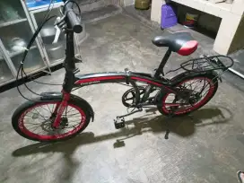 sepeda baru 4 bulan pakai