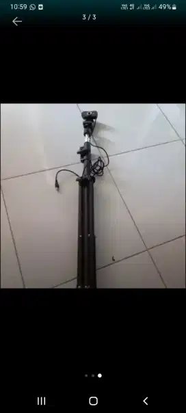 Camera dan Tripodnya (1 paket)