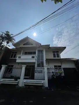 “GEBYAR KEMERDEKAAN” DiJUAL: TURUN HARGA DARI 3,5 -2,7 M (NEGO)