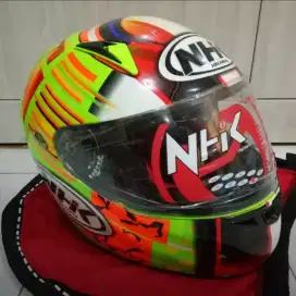 Helm nhk gp tech rossi custom